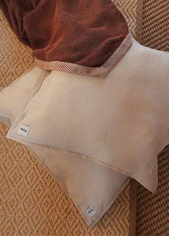Linen pillowcase sand